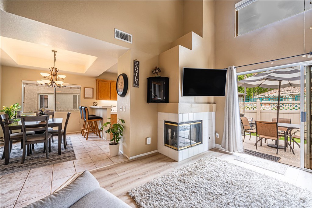 13084 Avenida Pescador