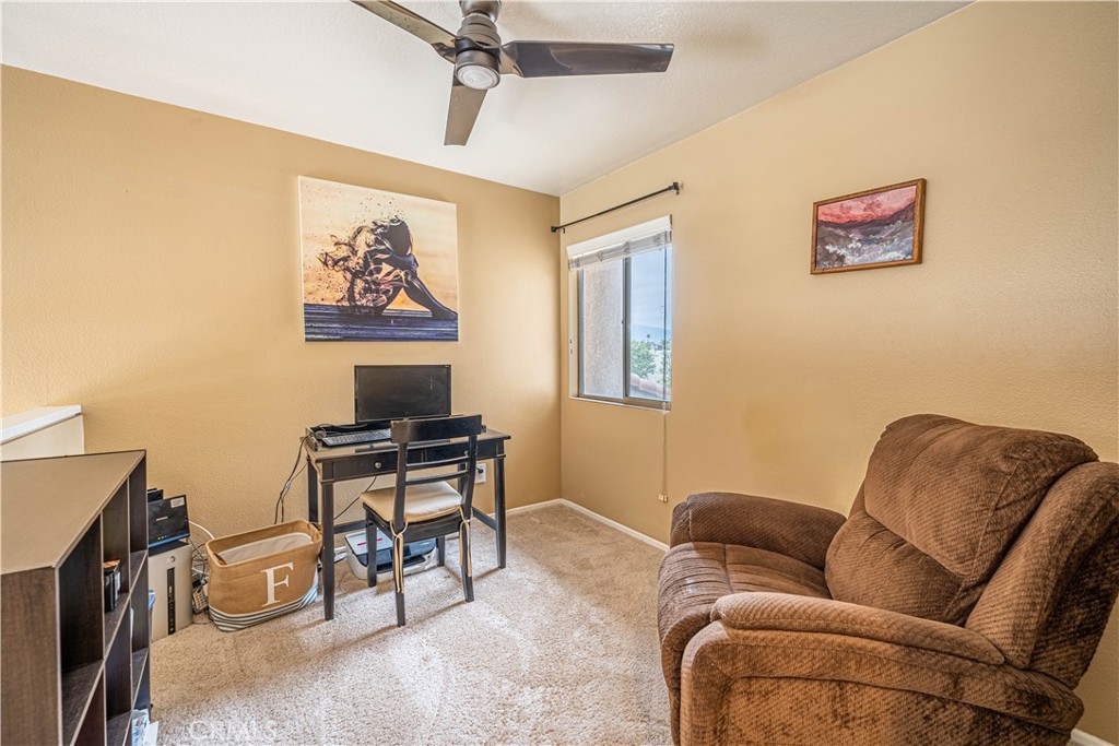 13084 Avenida Pescador