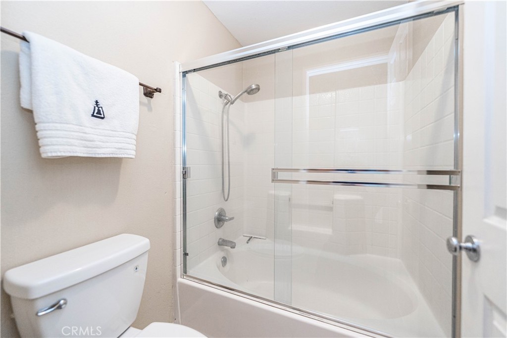 13084 Avenida Pescador