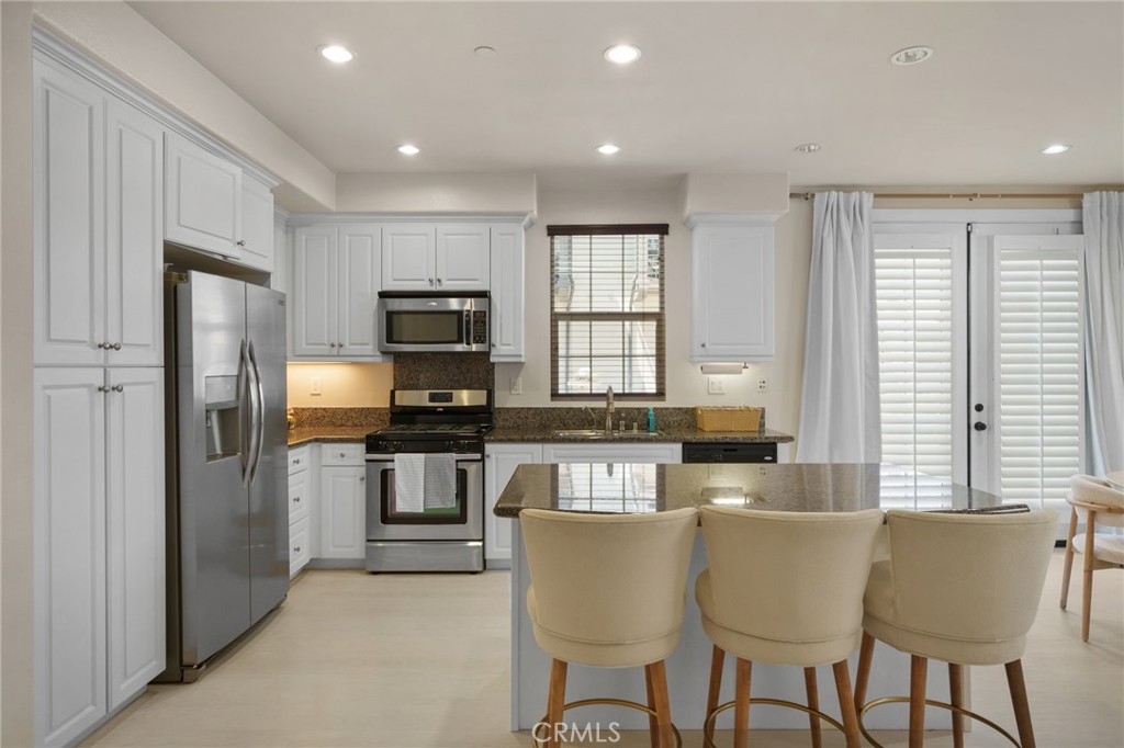 4098 S Emory Lane 10