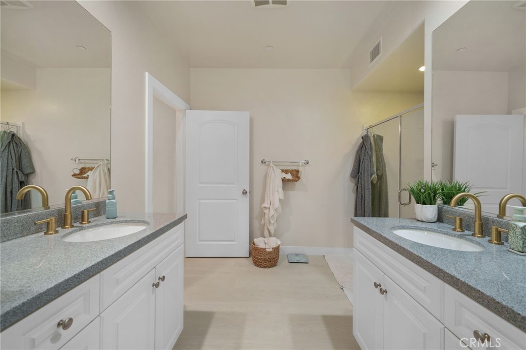 4098 S Emory Lane 10