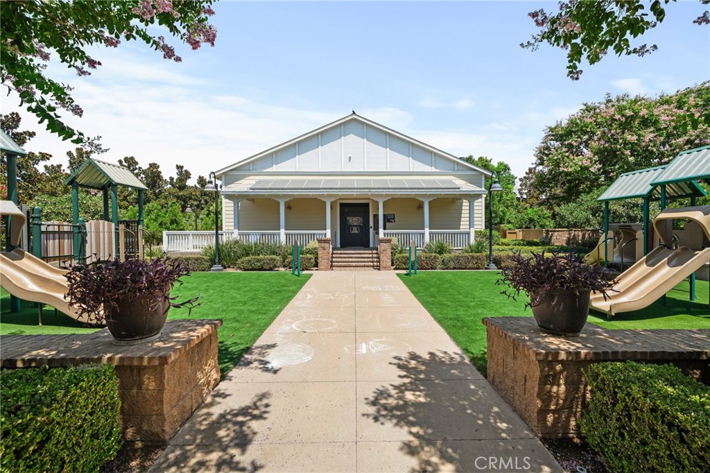 4098 S Emory Lane 10