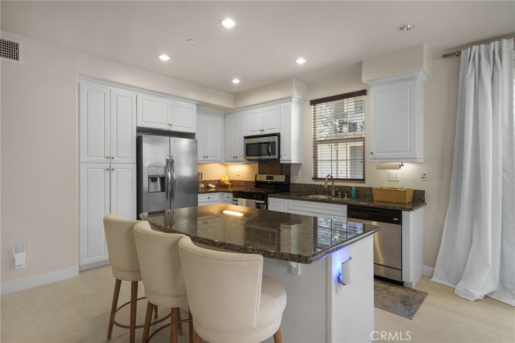 4098 S Emory Lane 10