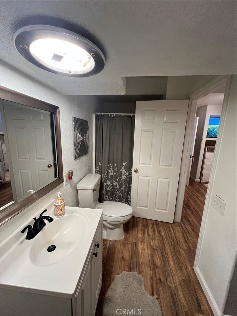 1906 Overland Street