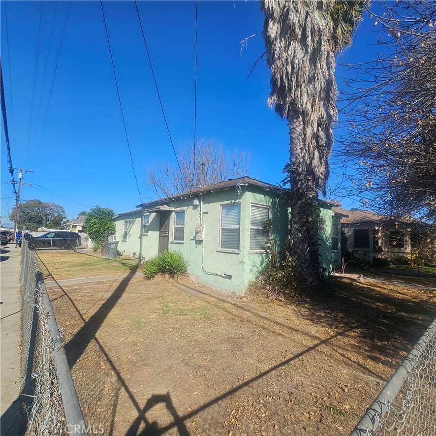 401 E Elm Street