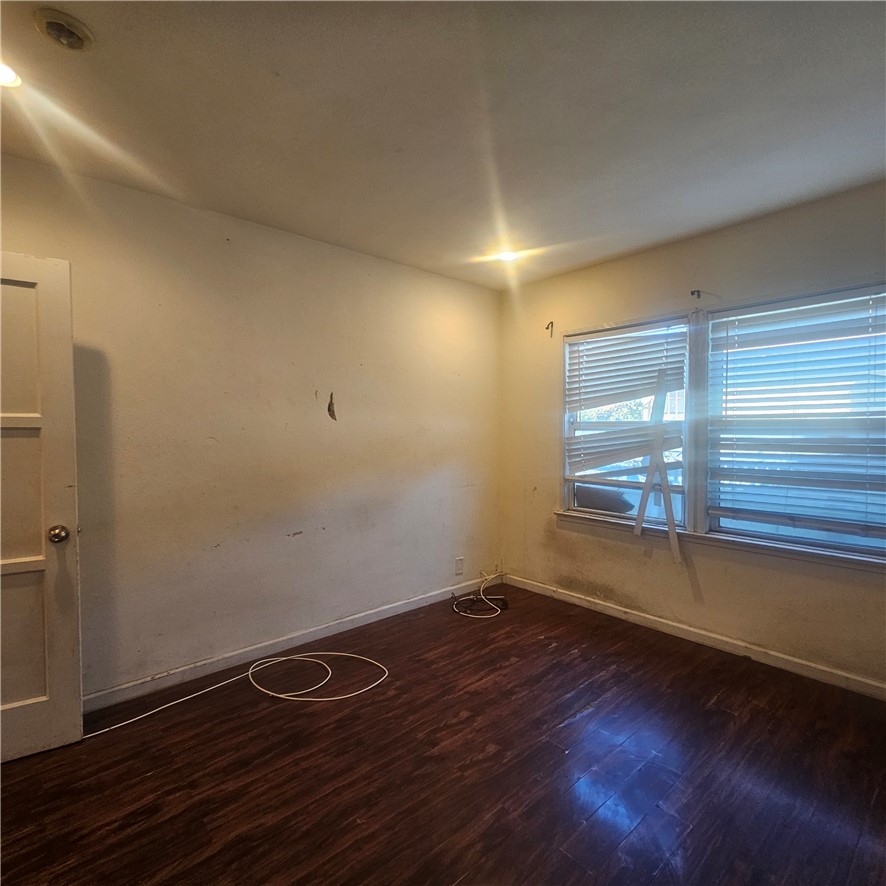 401 E Elm Street