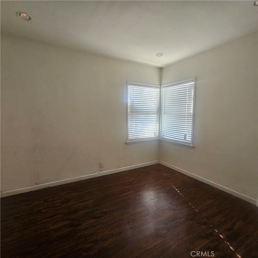 401 E Elm Street
