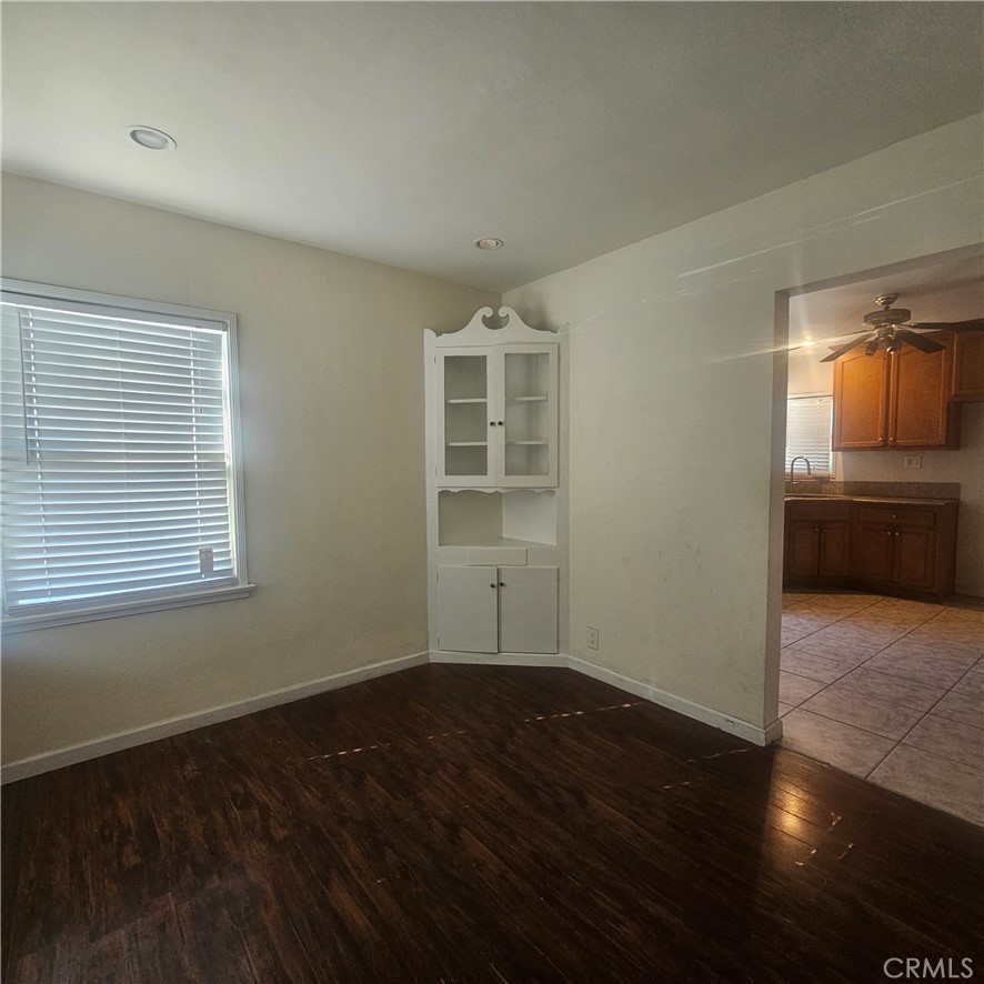 401 E Elm Street