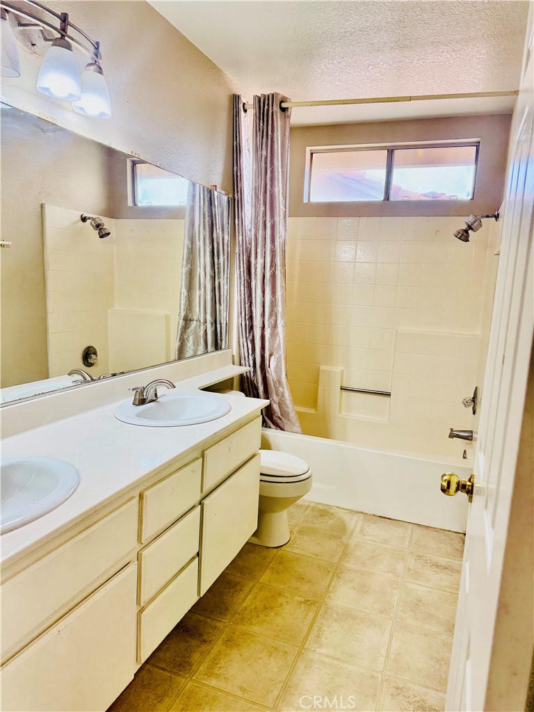 13571 Arroweed Circle