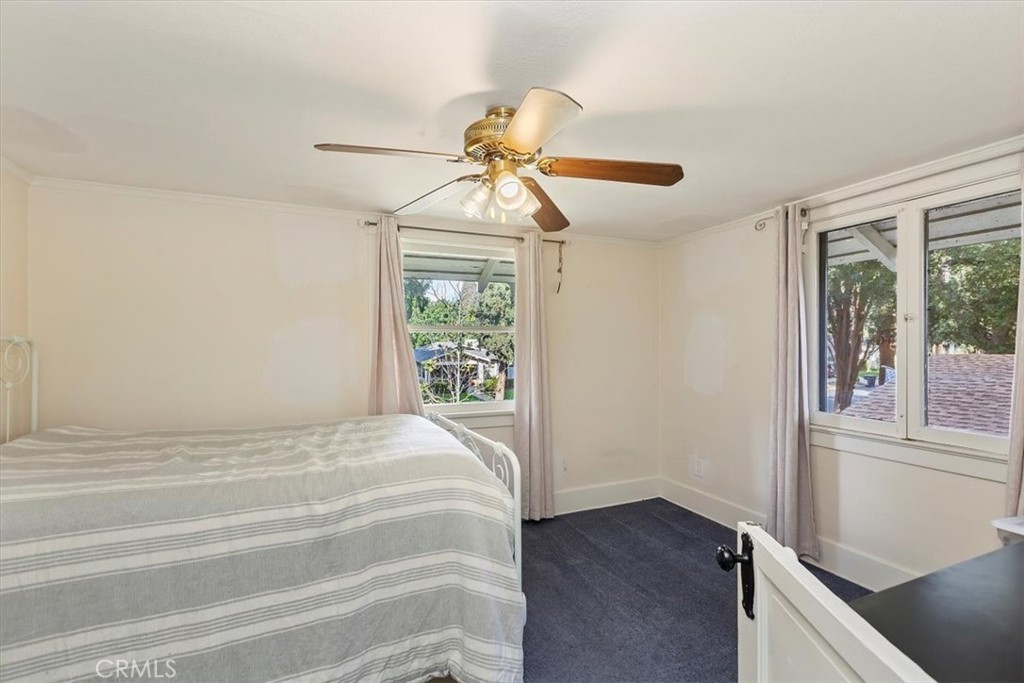 3868 Linwood Place