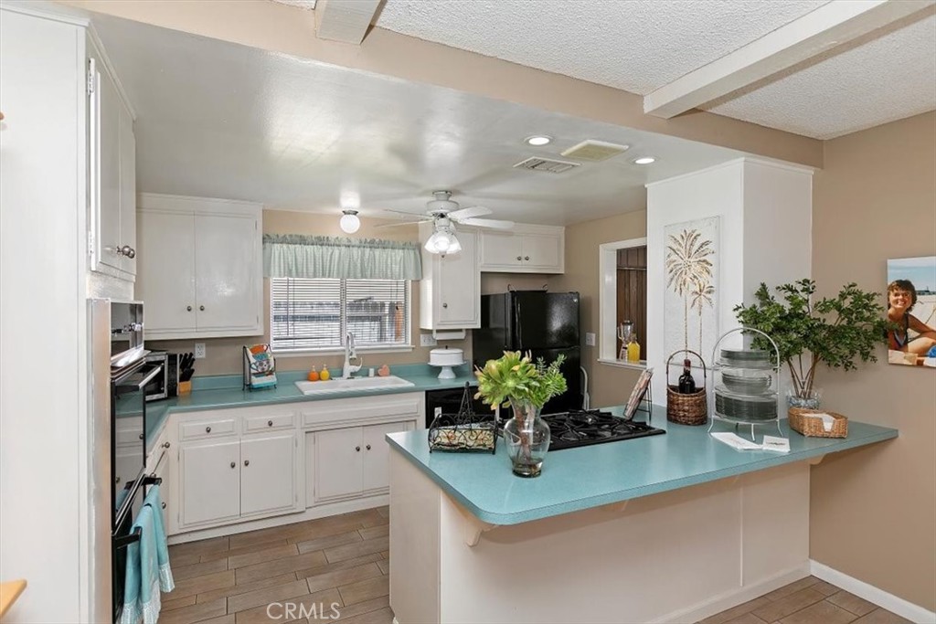 2882 Gertrude Street