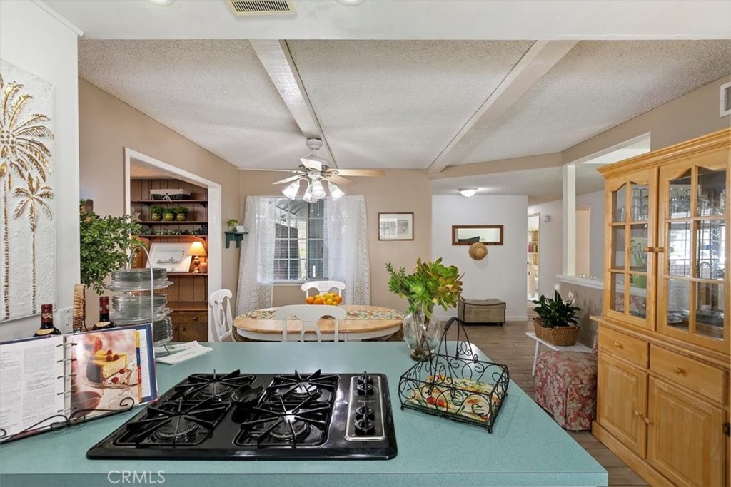 2882 Gertrude Street