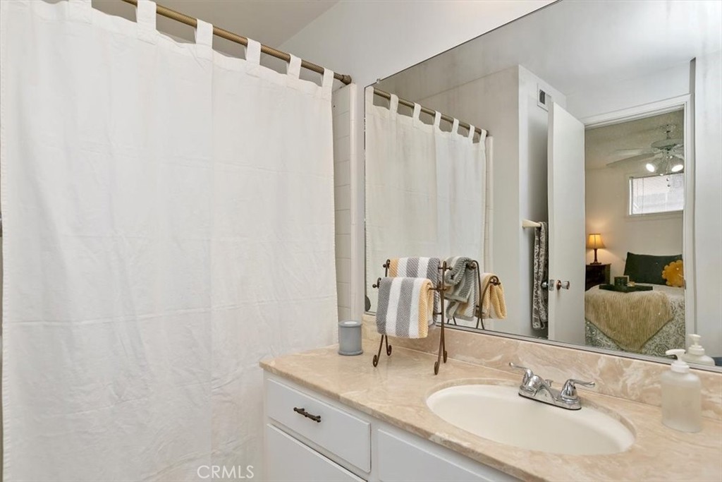 2882 Gertrude Street