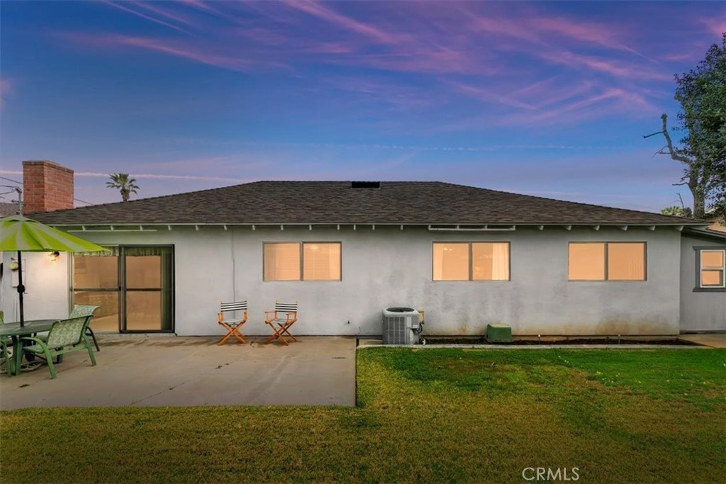 2882 Gertrude Street