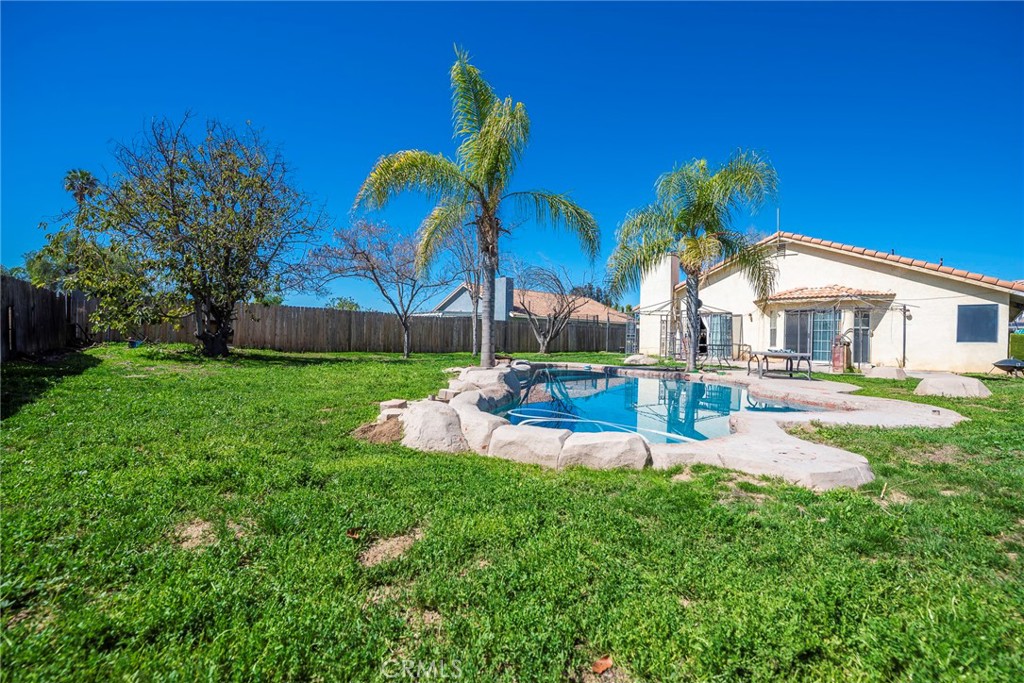 5882 Val Vista Place