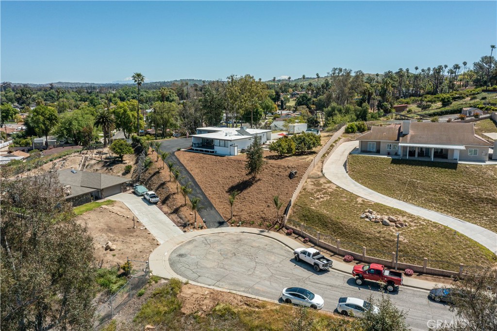 10220 Balmoral Court