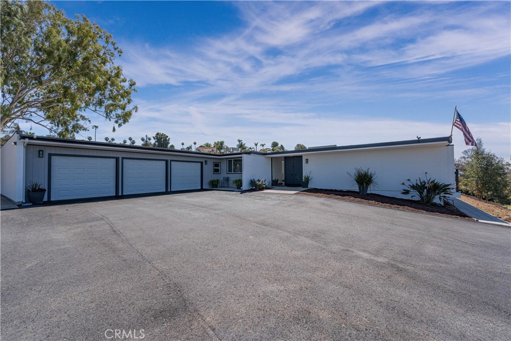 10220 Balmoral Court