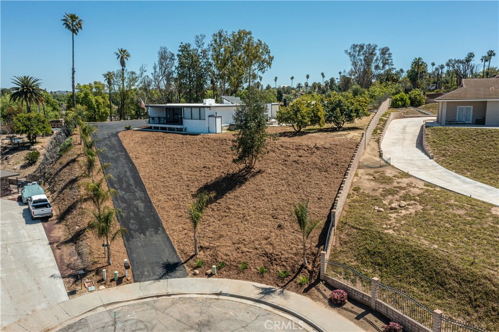 10220 Balmoral Court