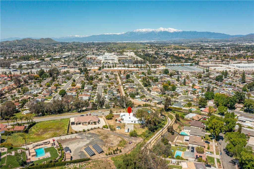 10220 Balmoral Court