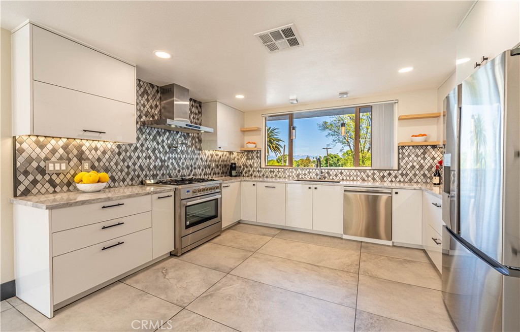 10220 Balmoral Court