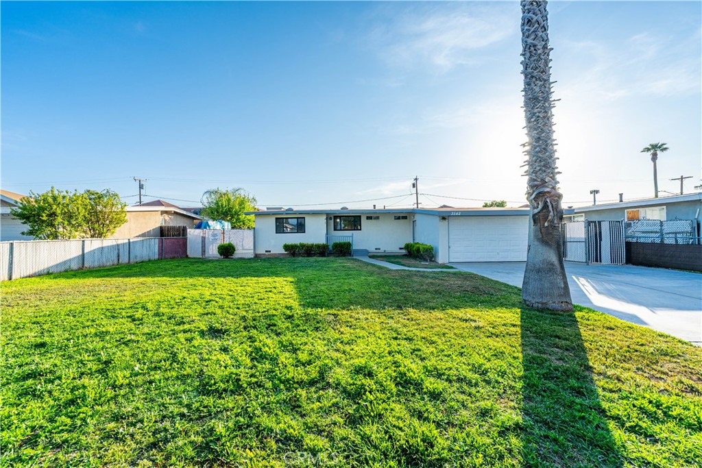 3542 Farnham Place