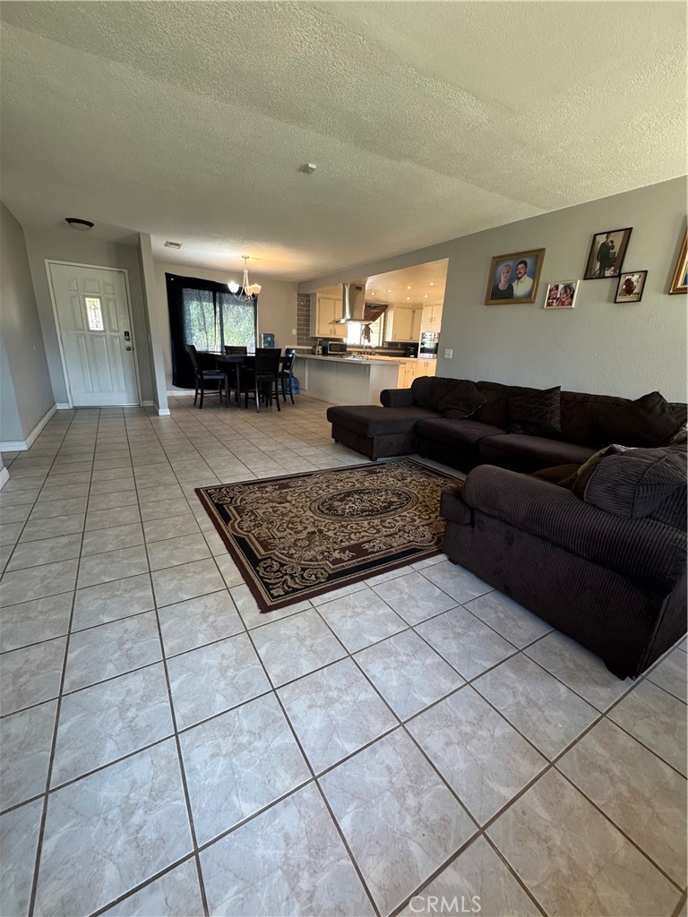 17665 Juniper Street