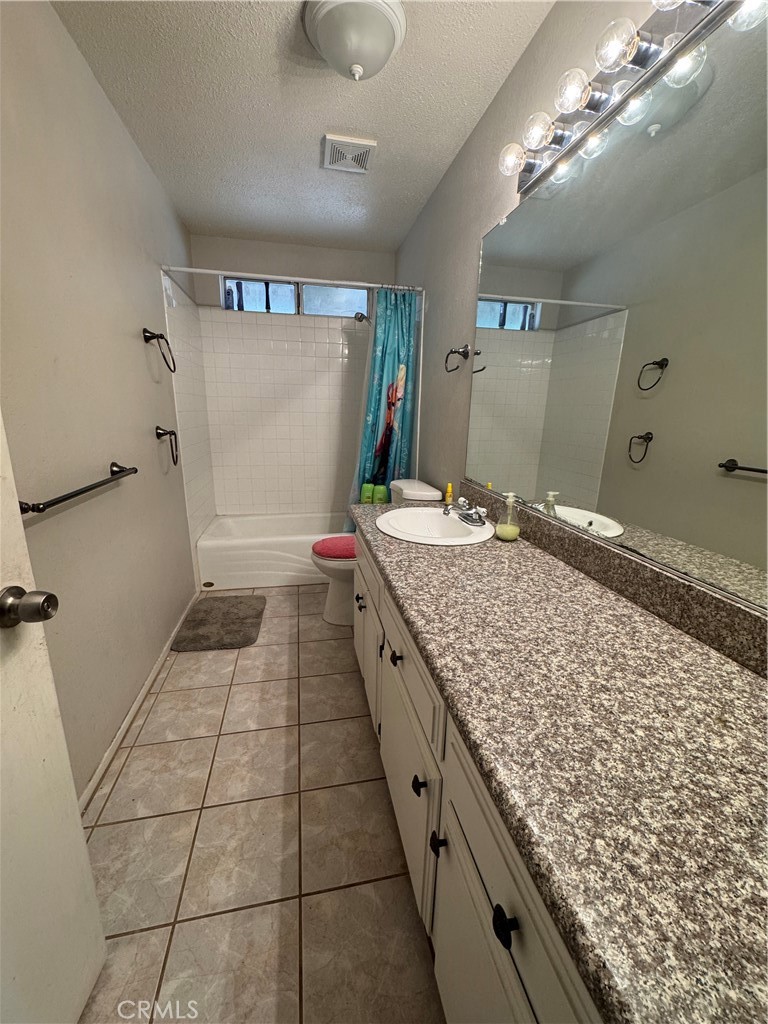 17665 Juniper Street