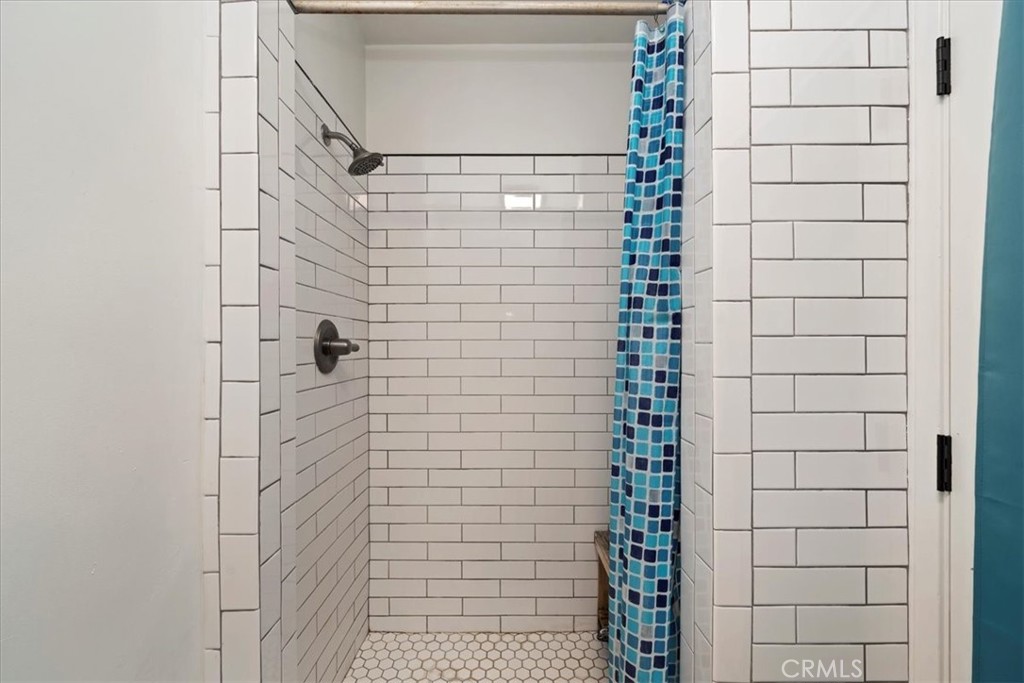 4427 Elmwood Court