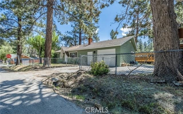 1040 W Aeroplane Boulevard