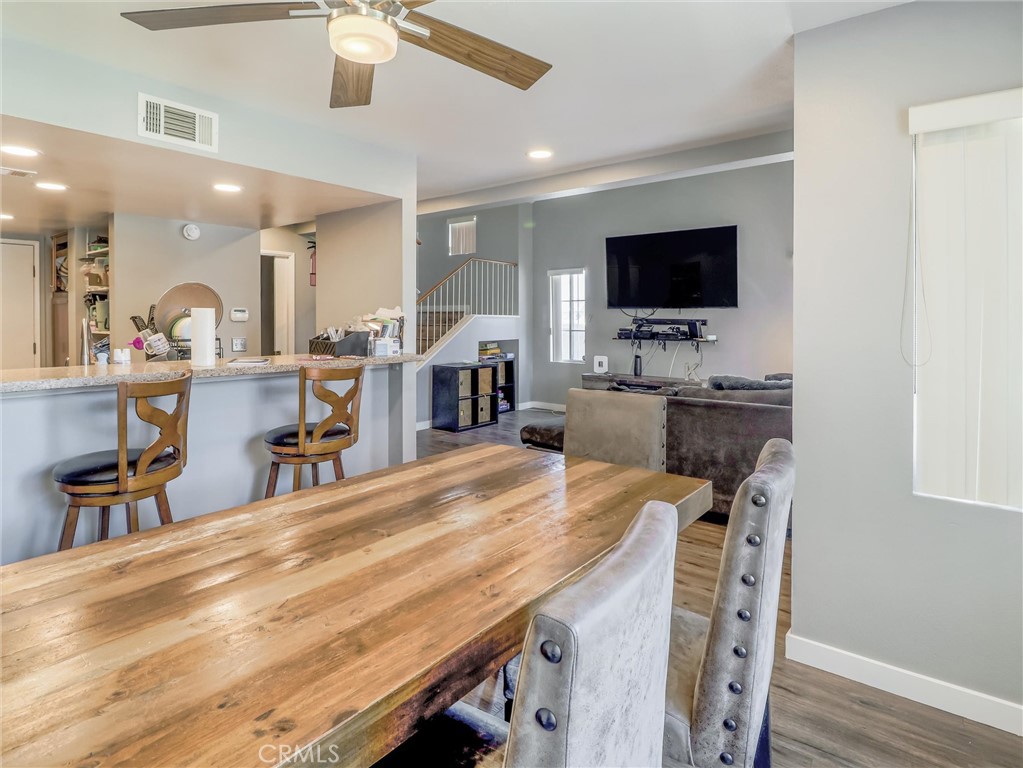 820 W Compton Boulevard 5