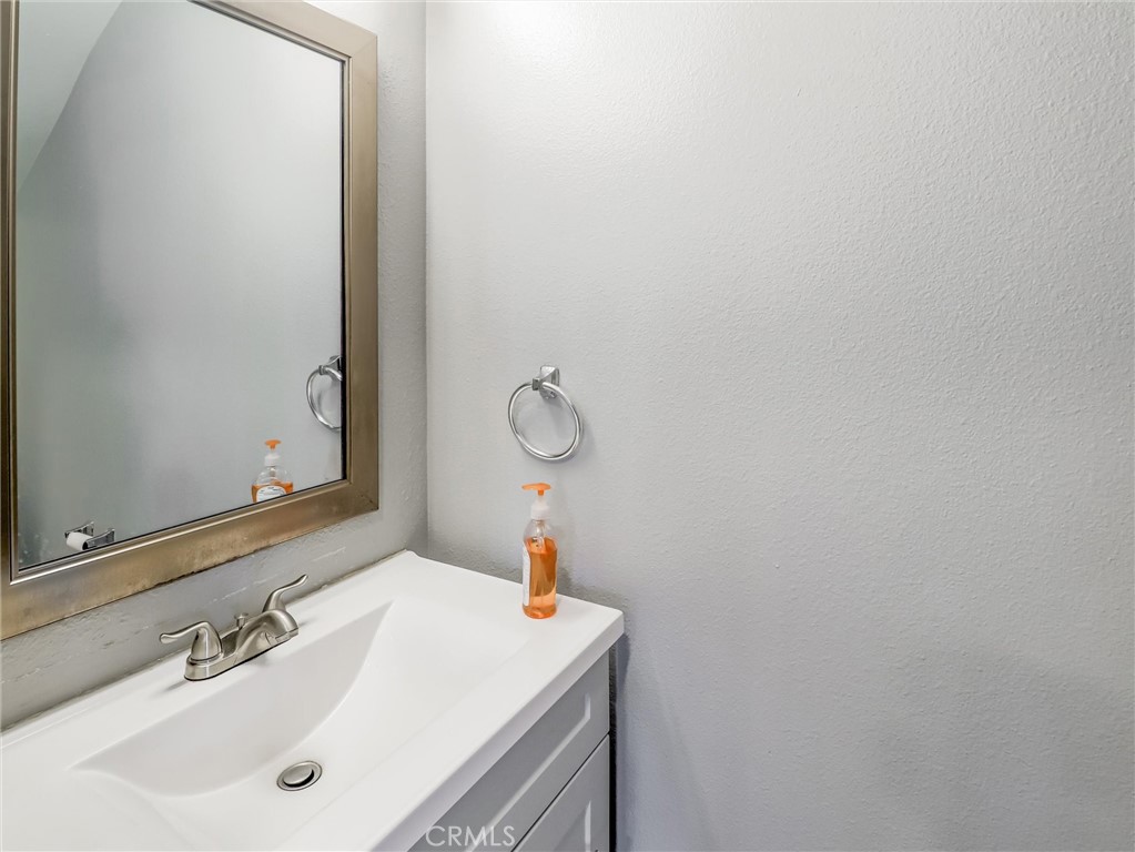 820 W Compton Boulevard 5