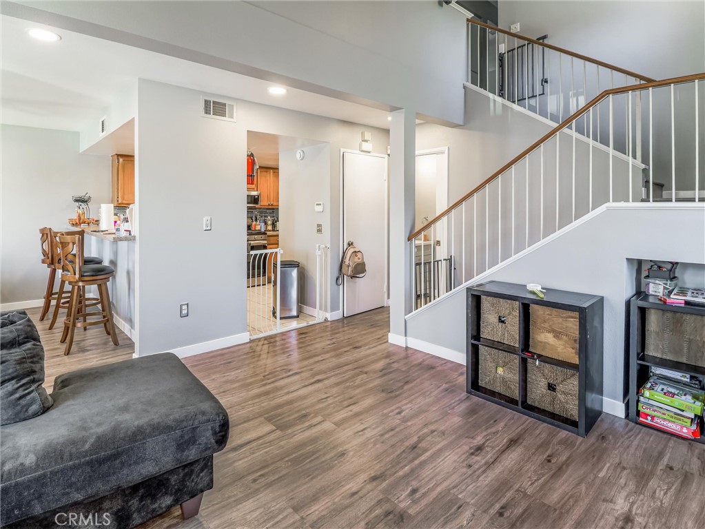 820 W Compton Boulevard 5