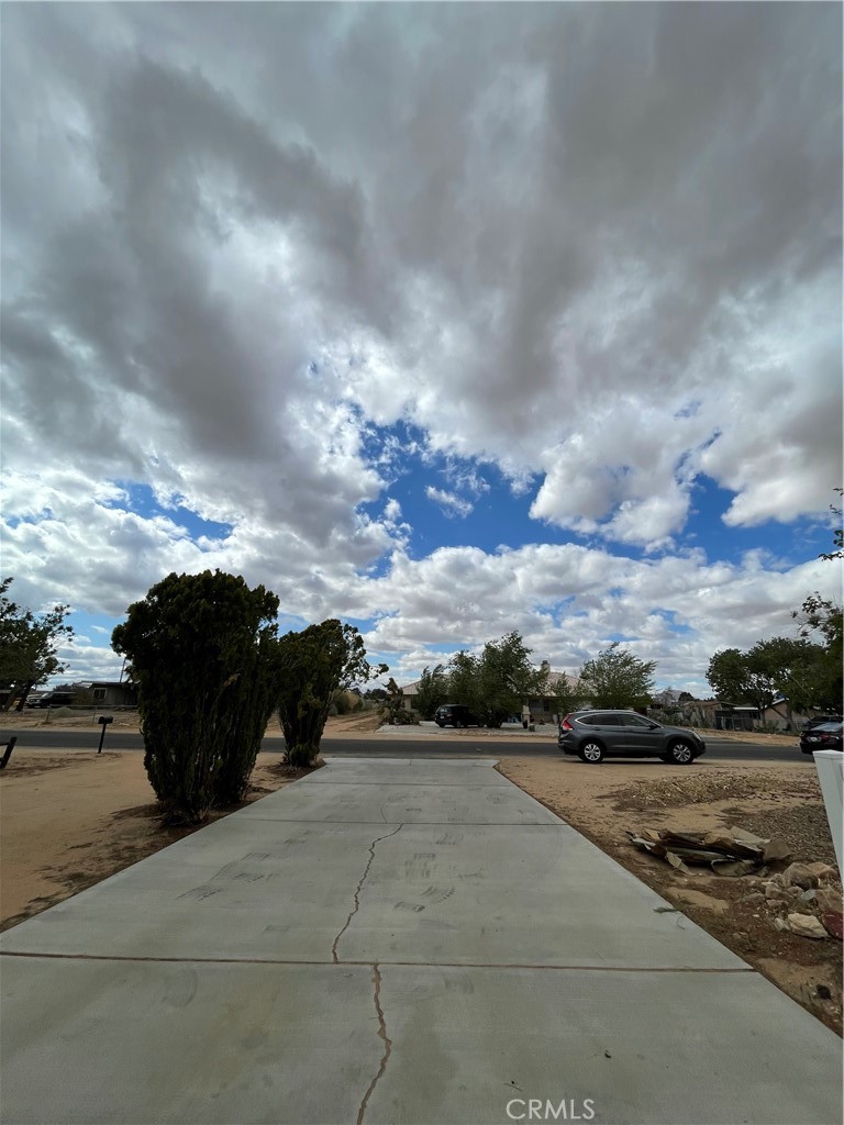 14317 Jicarilla Road