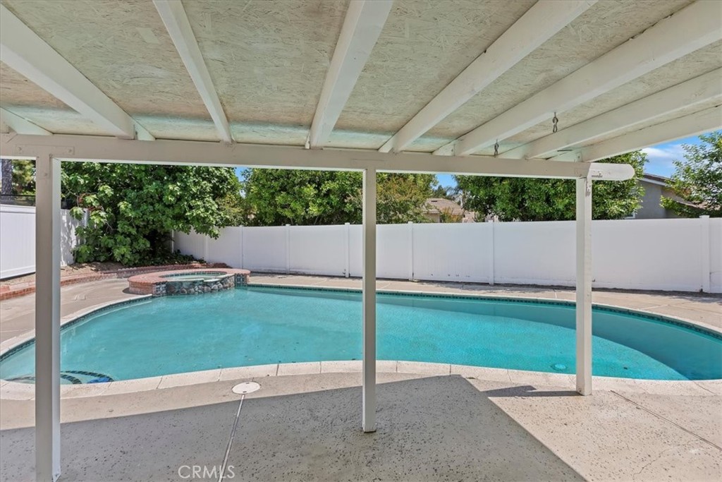1526 Tonia Court