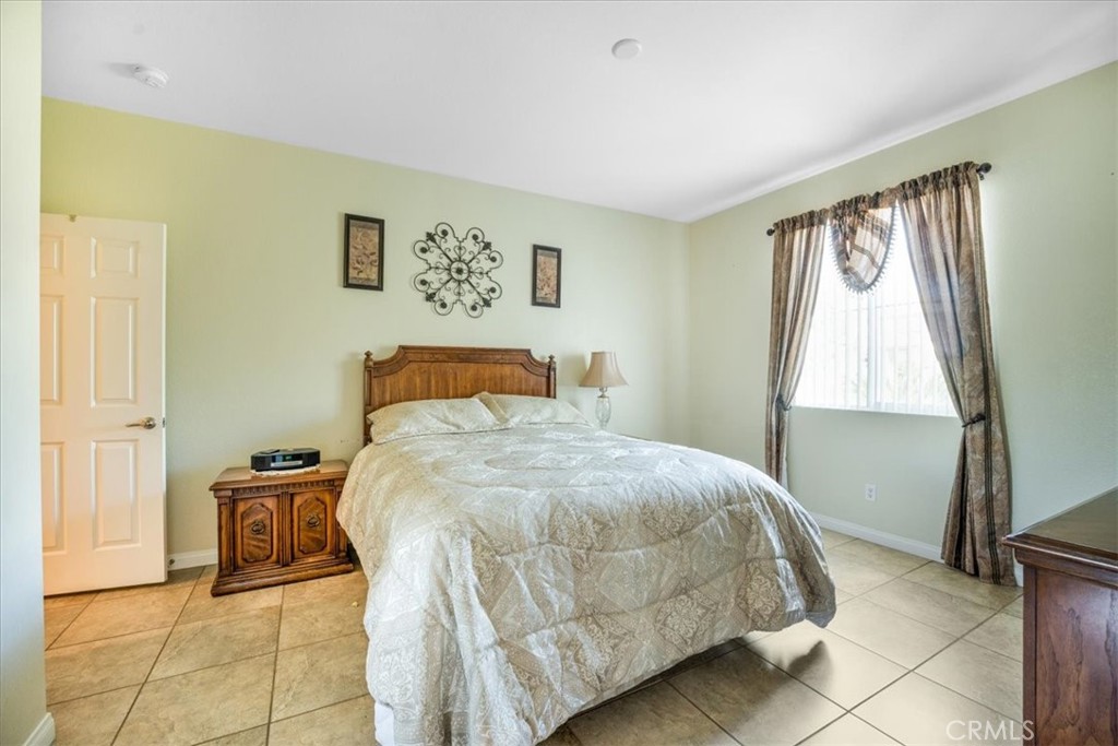 19247 Mountain Shadow Lane