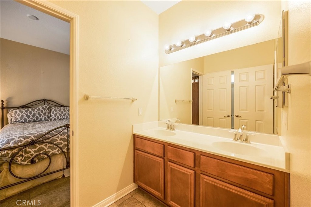 19247 Mountain Shadow Lane