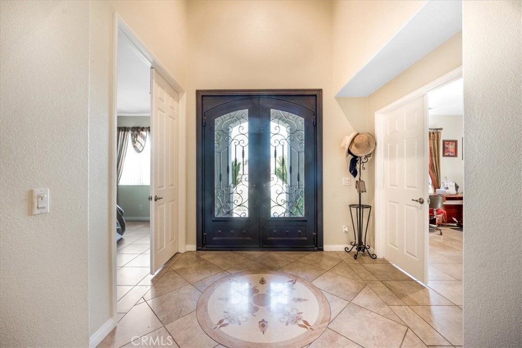 19247 Mountain Shadow Lane