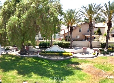 5220 Holstein Way