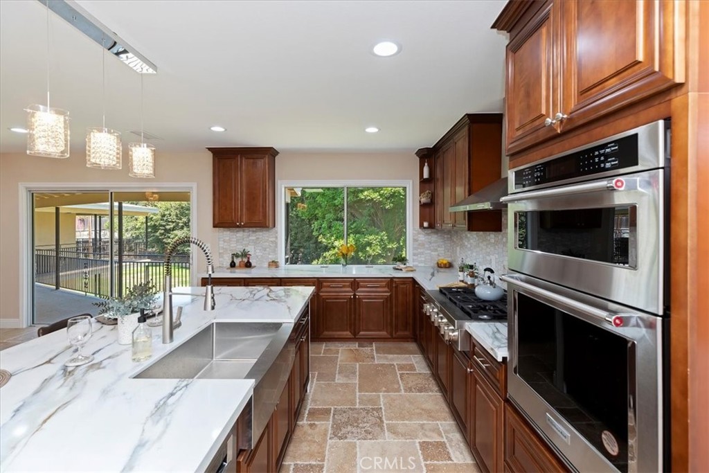 1730 Sunny knoll
