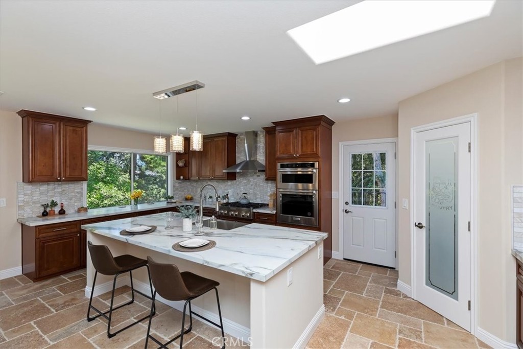 1730 Sunny knoll