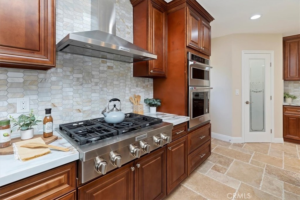 1730 Sunny knoll