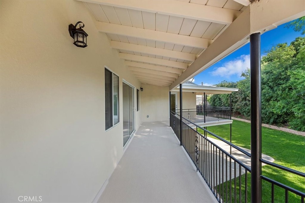 1730 Sunny knoll