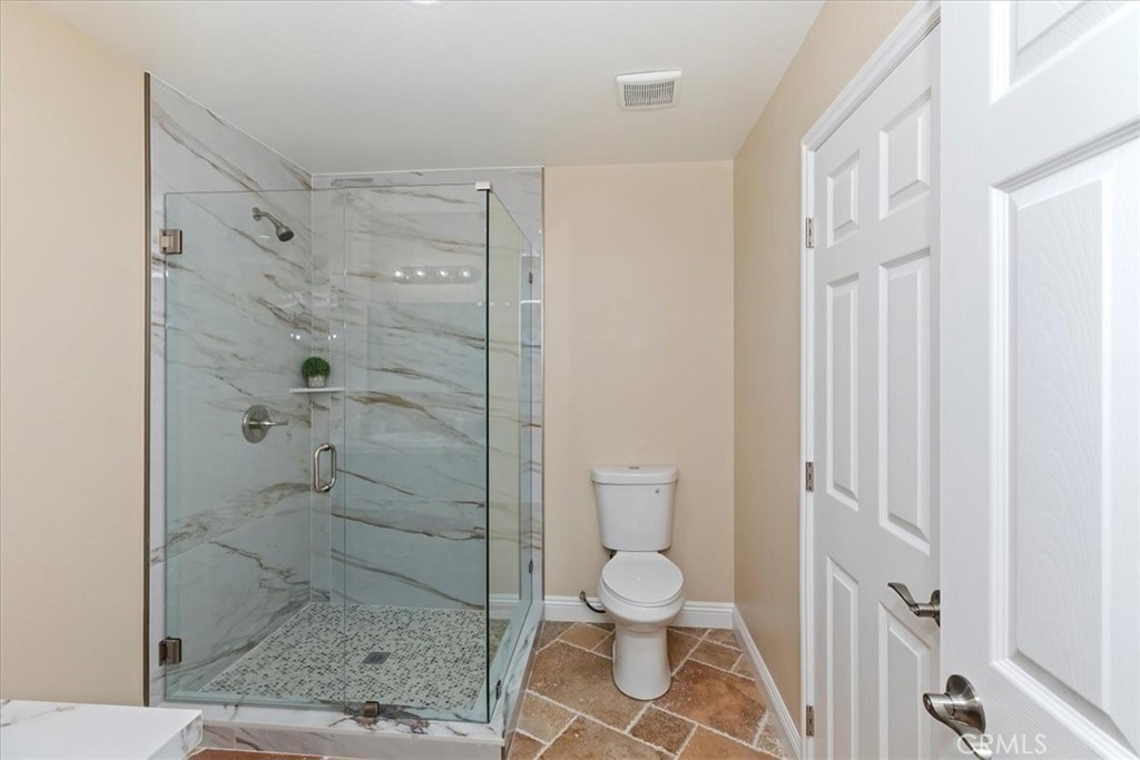 1730 Sunny knoll