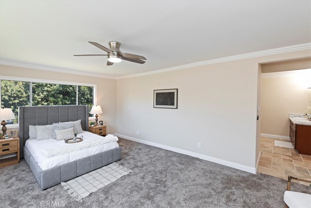 1730 Sunny knoll