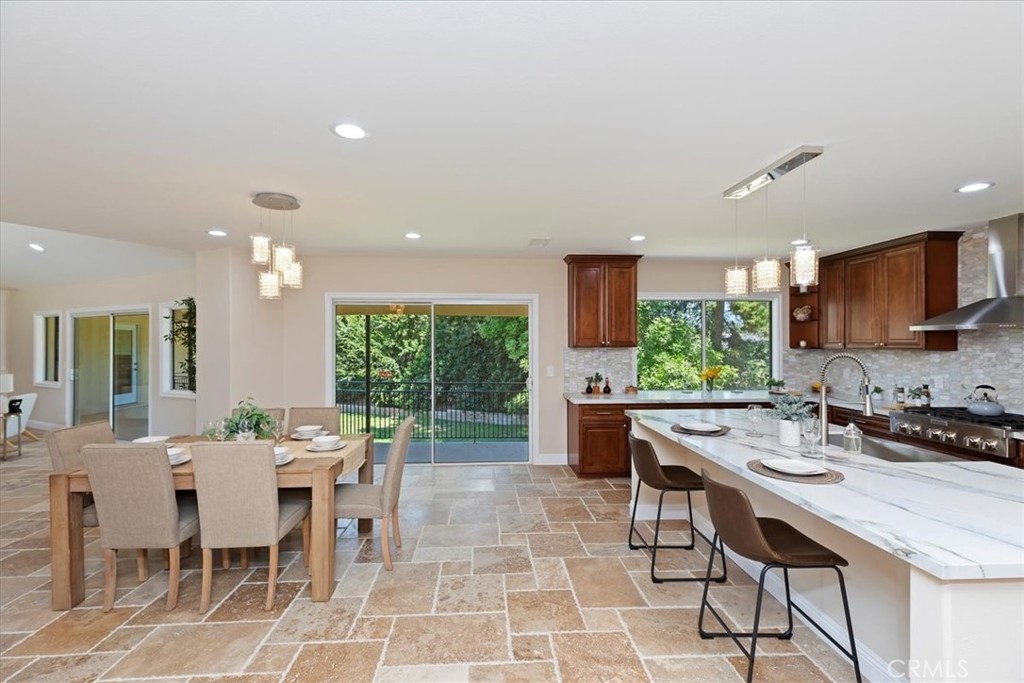 1730 Sunny knoll