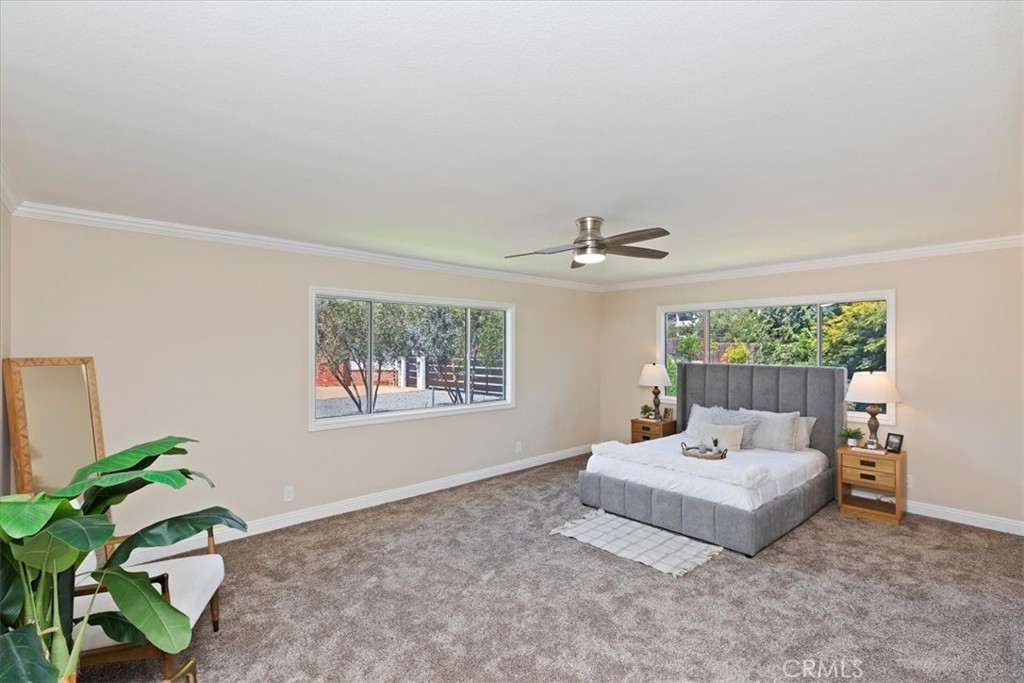1730 Sunny knoll