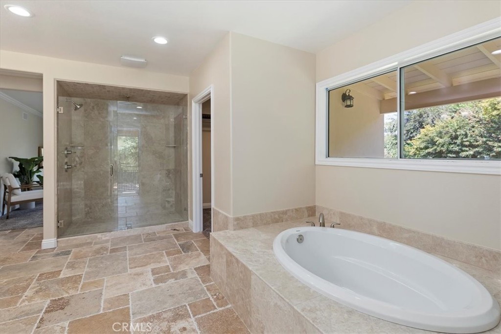 1730 Sunny knoll