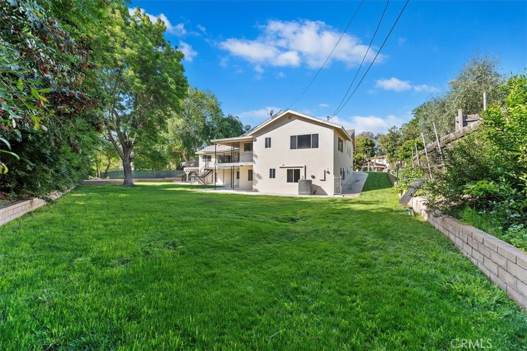 1730 Sunny knoll