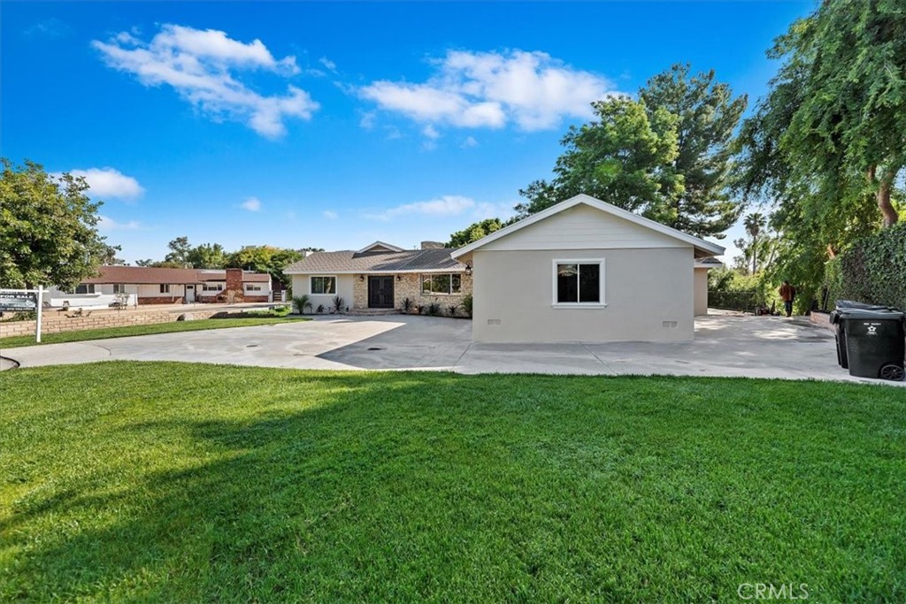 1730 Sunny knoll