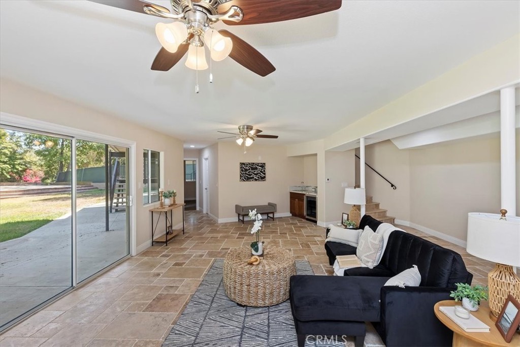 1730 Sunny knoll